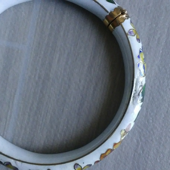 Meet your Posher, K - Picture 2 of 2